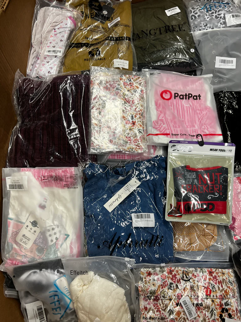 Amz Premium Clothing 650pcs - Image 3