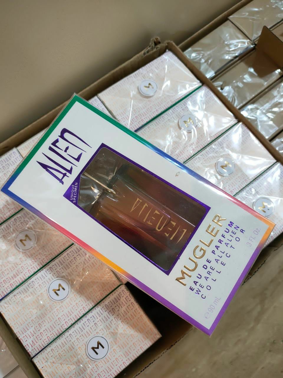 Authentic Perfume Pallets - Image 2