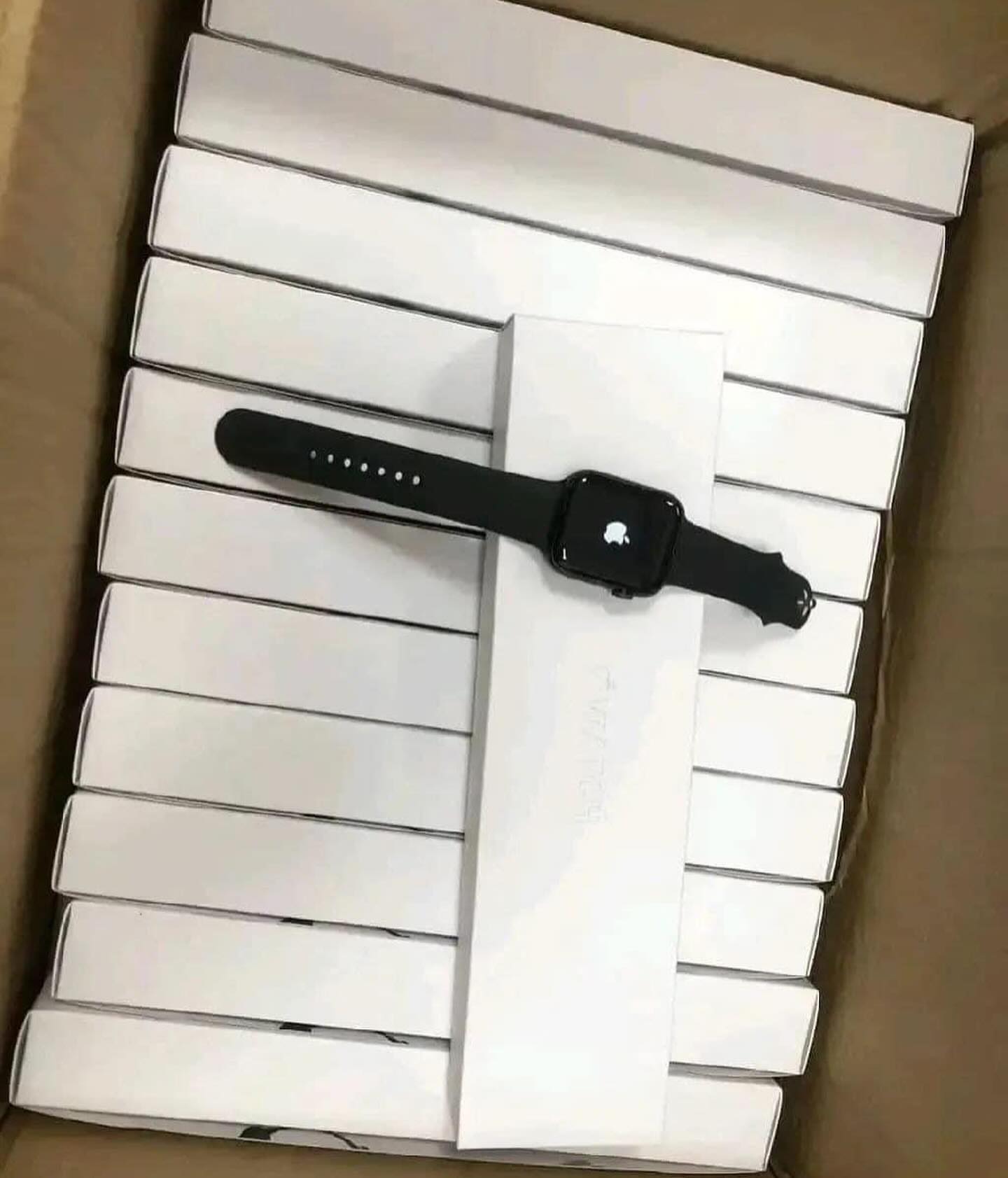 Wholesale Apple Series 8 Watches Pallets - Image 7
