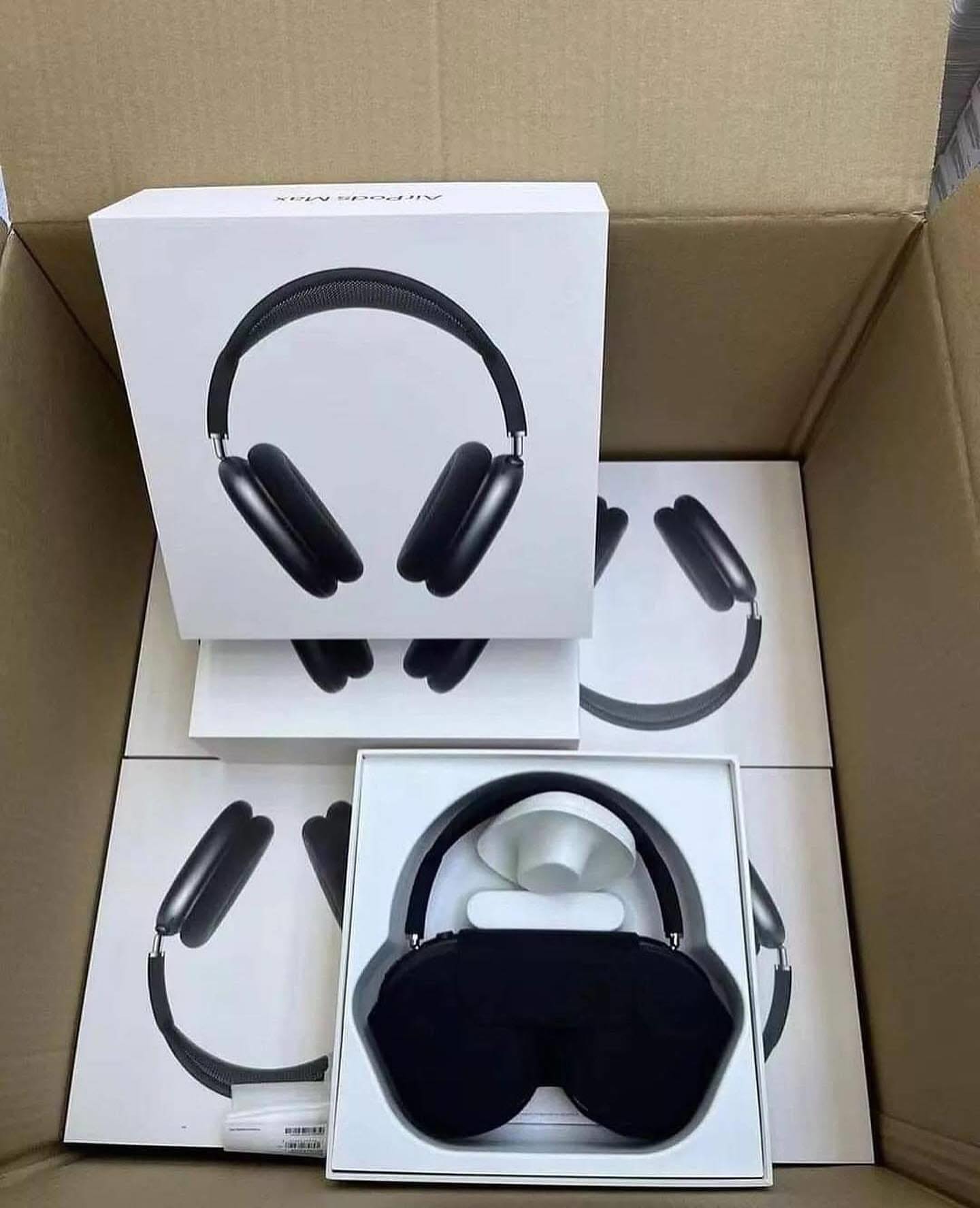 Apple Airpod Pro Max Liquidation Pallets - Image 2