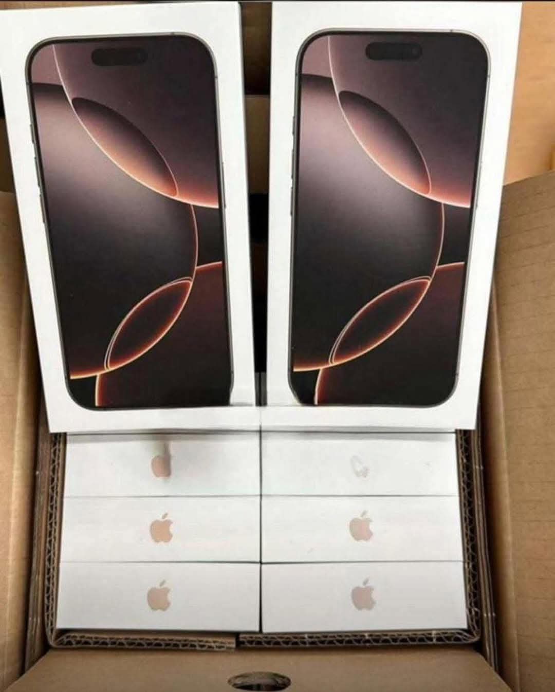 Wholesale iPhone 16 Pro Max Liquidation Pallets - Image 5
