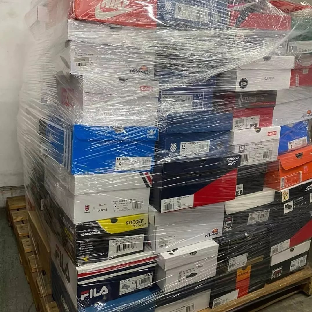 Athletic Shoes And Sneakers Pallets - Image 2